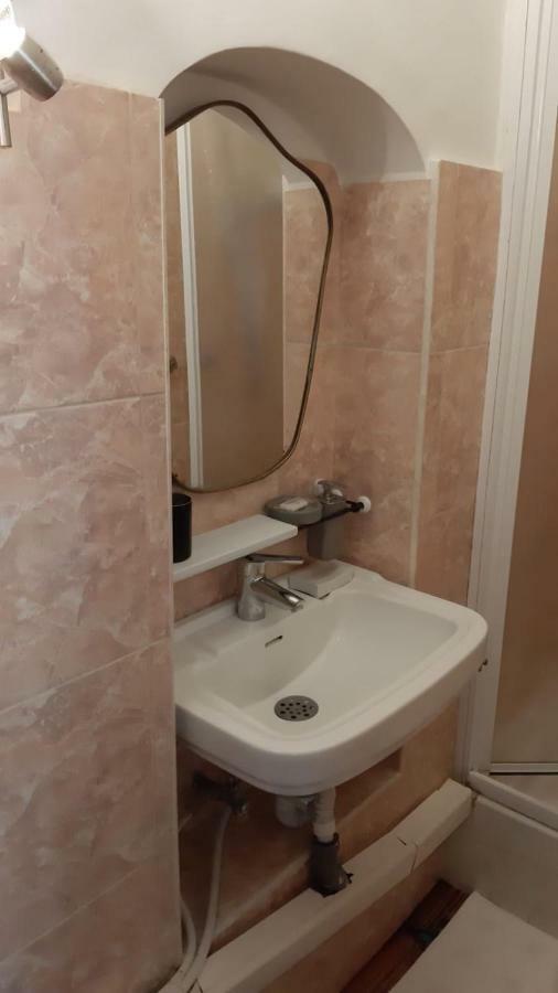 Trastevere Intimate Apartment Roma Exterior foto